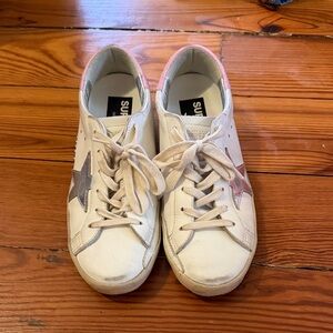 White and pink golden goose’s 38